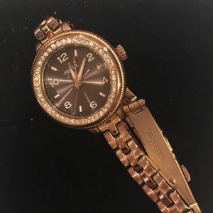 Women’s rose gold Fossil watch